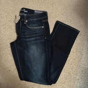 American Eagle skinny jeans